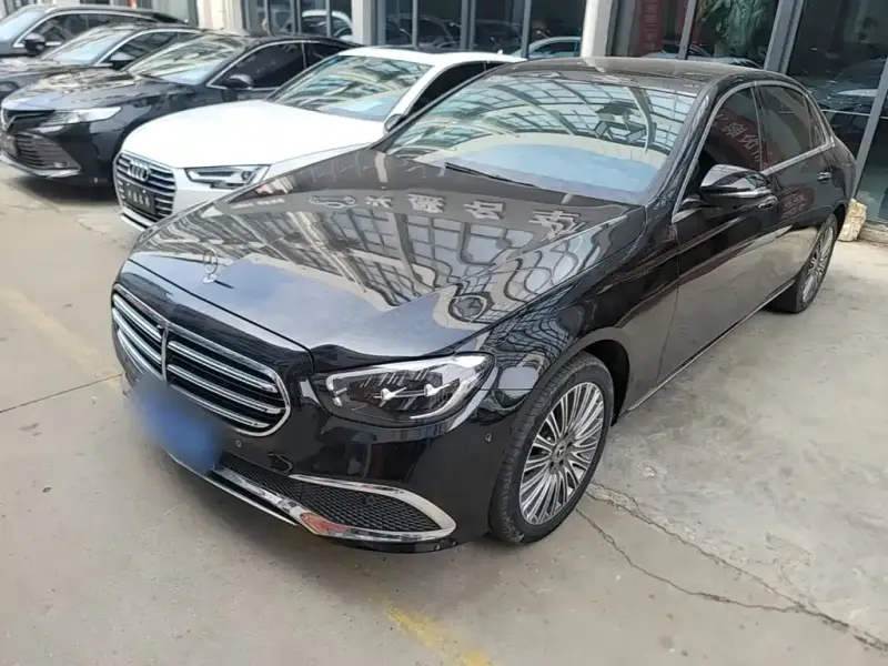 Mercedes-Benz E-Class, 2022
