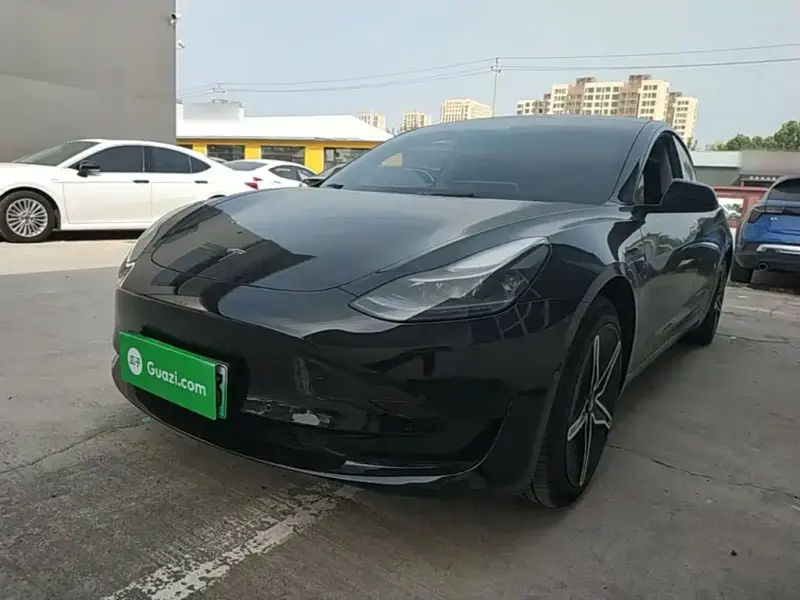 Tesla Model 3, 2023