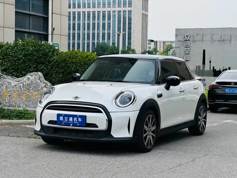 MINI Mini, 2024