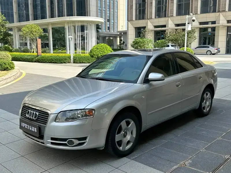 Audi A4 A4 2007 версия 1.8T автомат Комфорт, 2006 — фото 1
