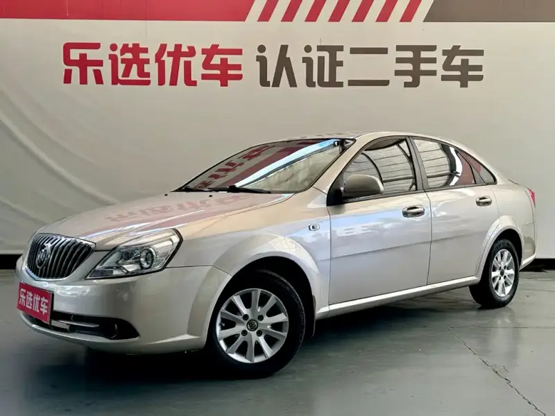 Buick Excelle, 2013