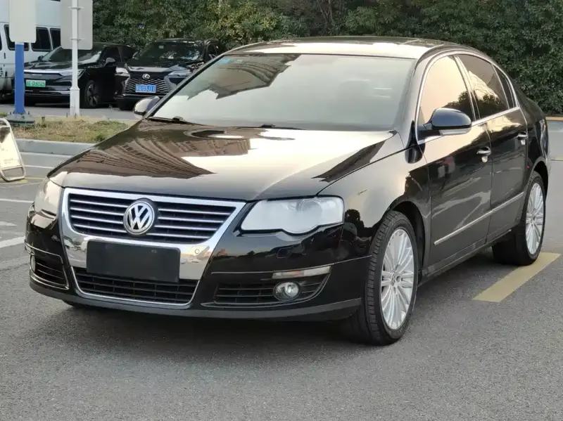 Volkswagen Magotan, 2011