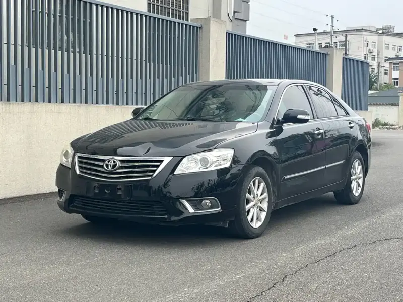 Toyota Camry, 2010