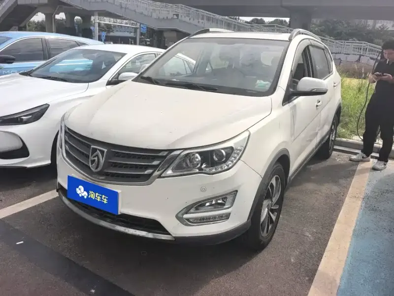 Baojun 560, 2016