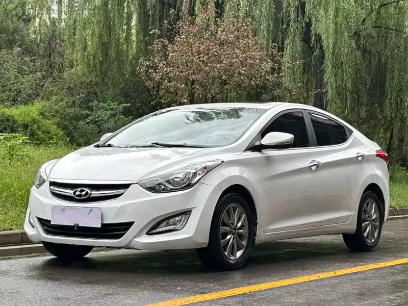 Hyundai Elantra Langdong, 2016