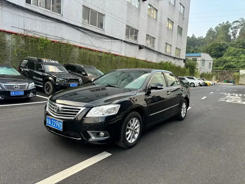Toyota Camry, 2011