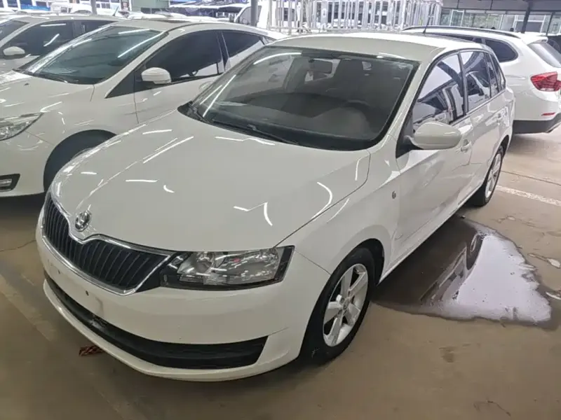 Skoda Rapid Spaceback, 2014