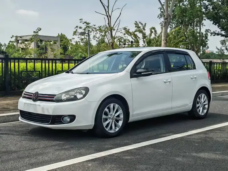 Volkswagen Golf, 2014