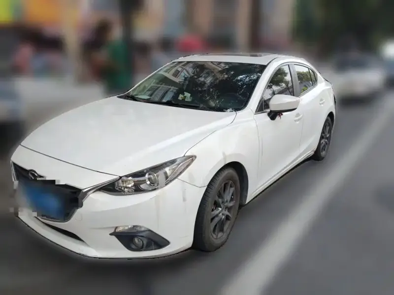 Mazda 3 Axela, 2014