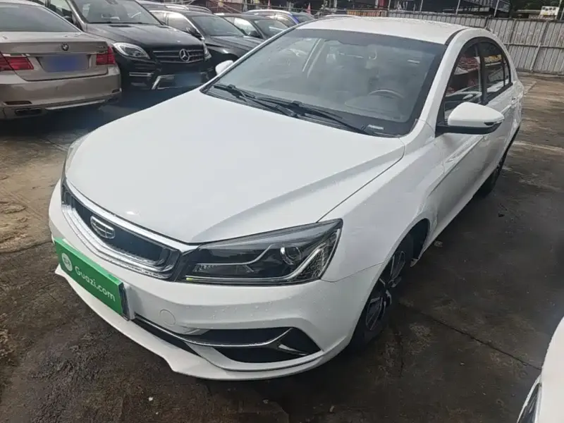 Geely Emgrand Geely Emgrand 2019 Leader Army Edition 1.5L CVT Luxury Type China VI, 2019 — фото 1
