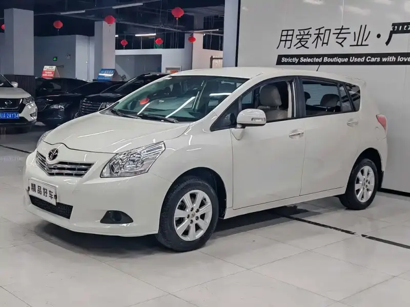 Toyota Verso, 2012