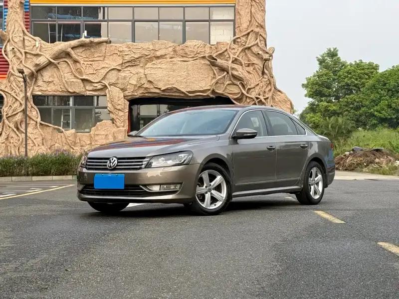 Volkswagen Passat, 2013