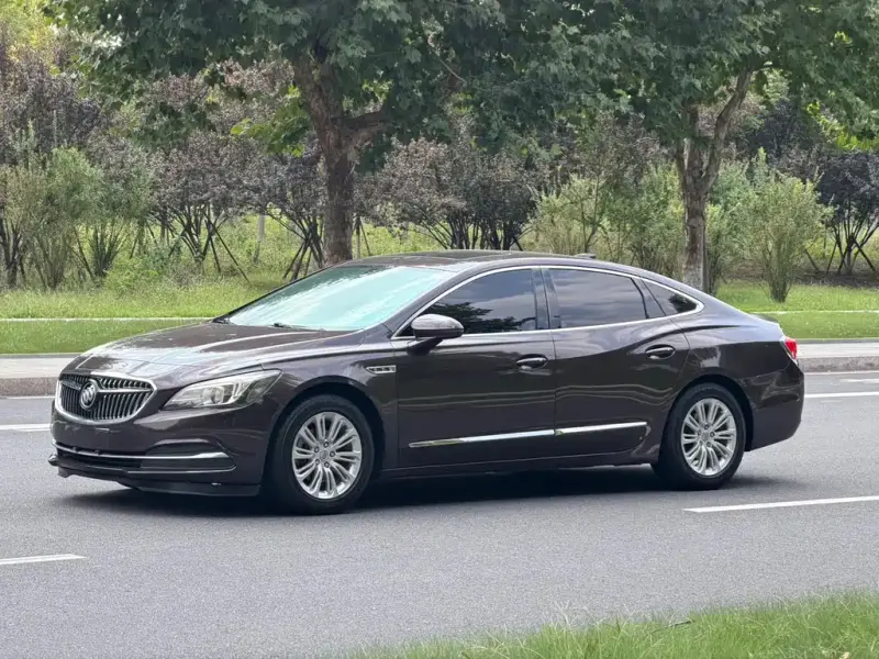 Buick LaCrosse, 2016