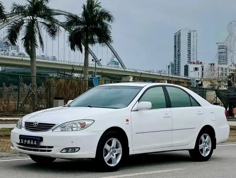 Toyota Camry, 2003