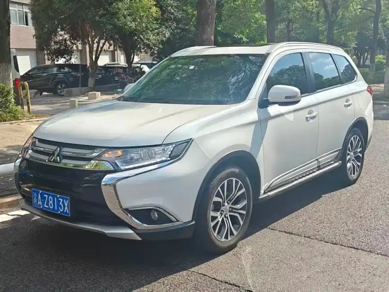 Mitsubishi Outlander, 2018