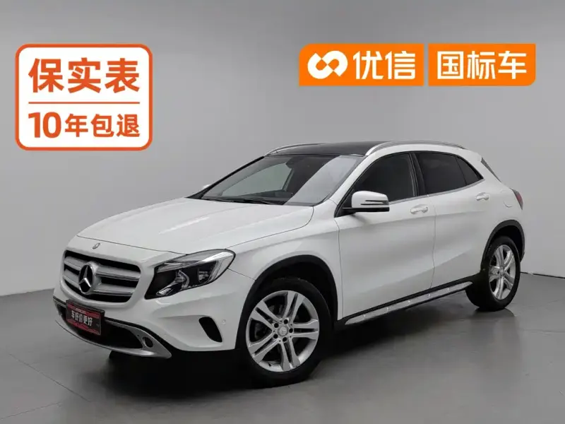 Mercedes-Benz GLA, 2015