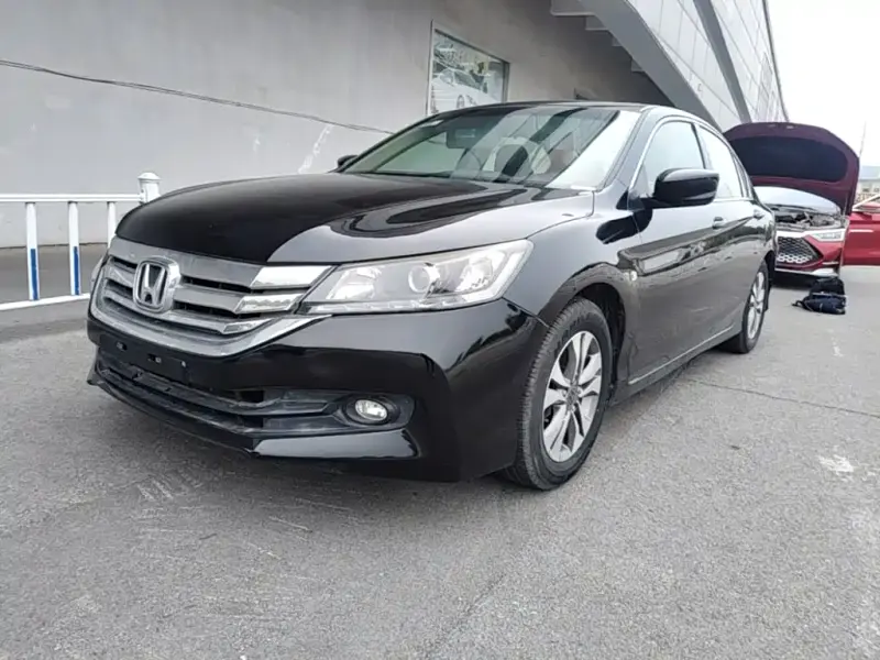 Honda Accord, 2015