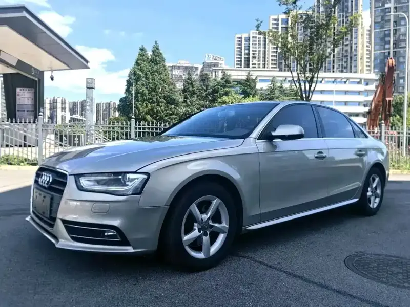 Audi A4L, 2016