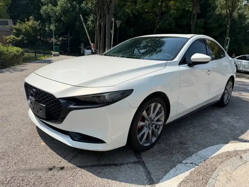 Mazda 3 Axela, 2021