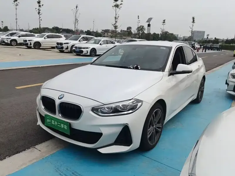 BMW 1 Series, 2022