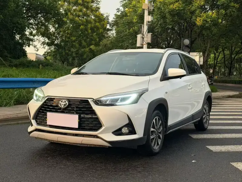 Toyota Yaris L, 2022