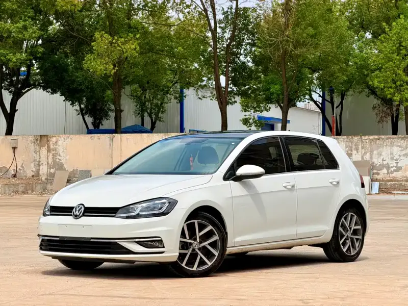 Volkswagen Golf, 2020