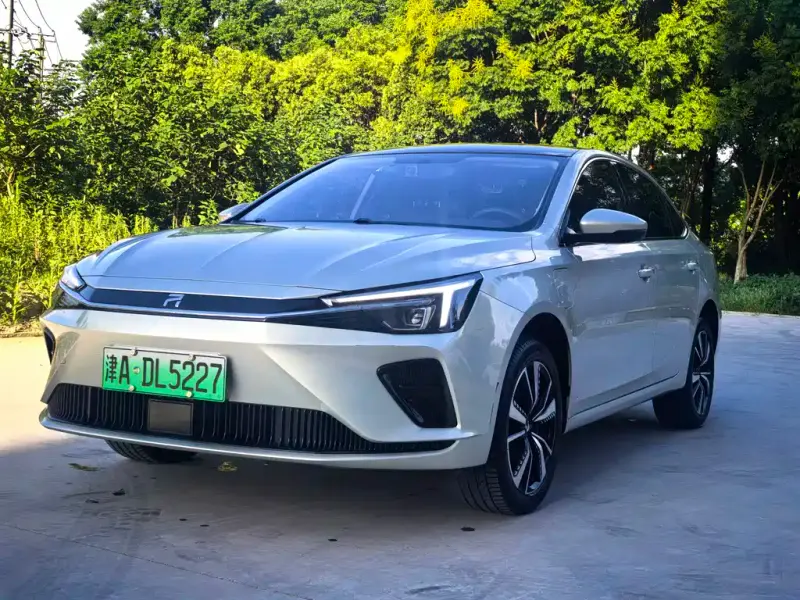 Roewe Feifan ER6 Rising Auto ER6 2020 620km Smart Drive Edition, 2020 — фото 1
