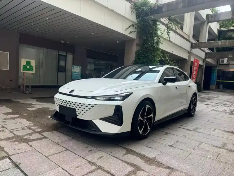 Changan UNI-V, 2024