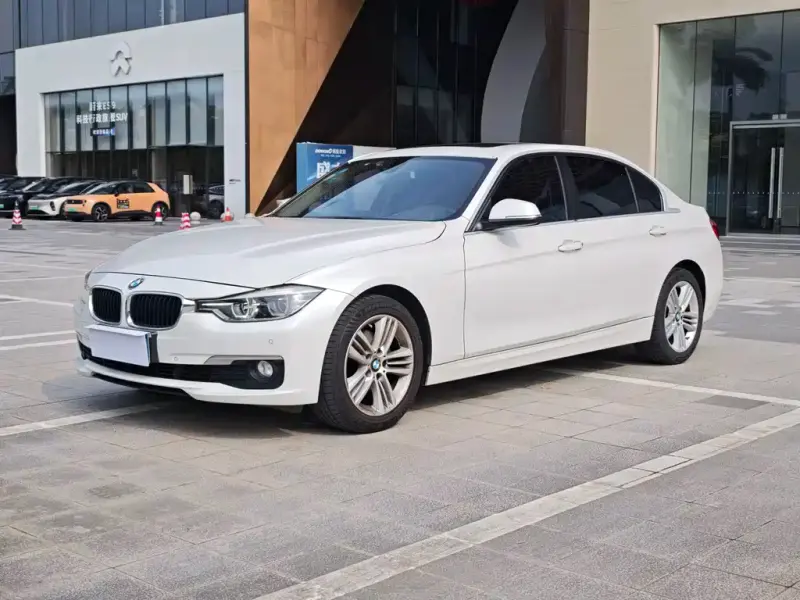 BMW 3 Series, 2016
