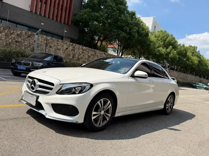 Mercedes-Benz C-Class, 2015