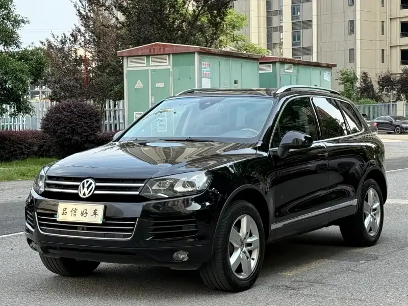 Volkswagen Touareg, 2015