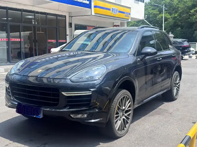 Porsche Cayenne, 2012