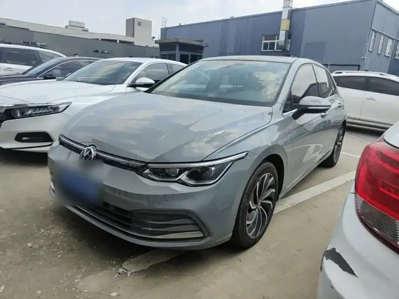 Volkswagen Golf, 2021
