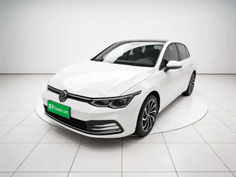 Volkswagen Golf, 2021