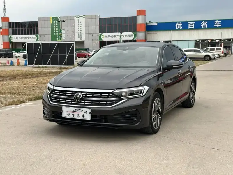 Volkswagen Sagitar, 2025