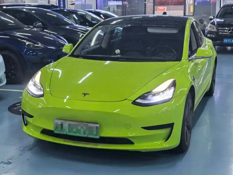 Tesla Model 3, 2020