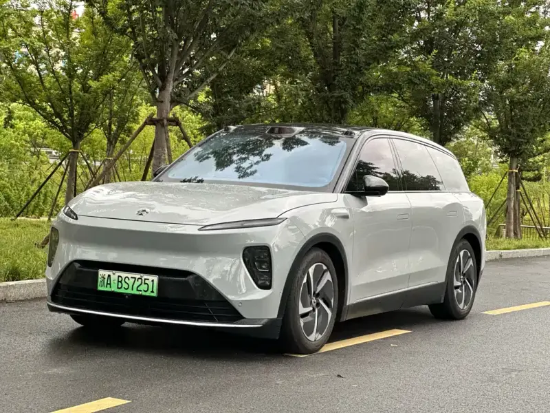 NIO ES8, 2023
