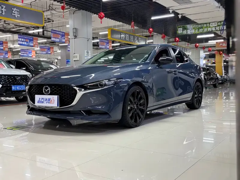 Mazda 3 Axela, 2022