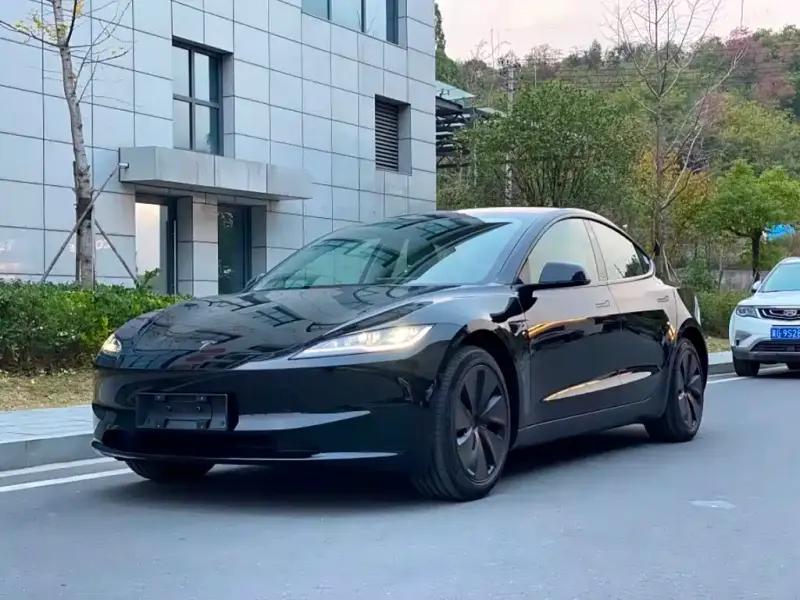 Tesla Model 3 Tesla Model 3 2023 RWD Drive Dynamic Edition, 2023 — фото 1