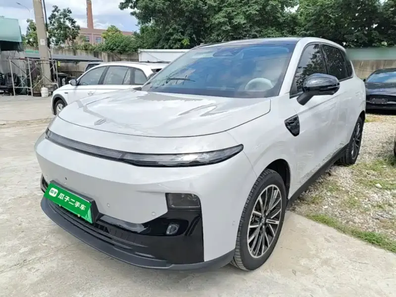 Leapmotor B10, 2025