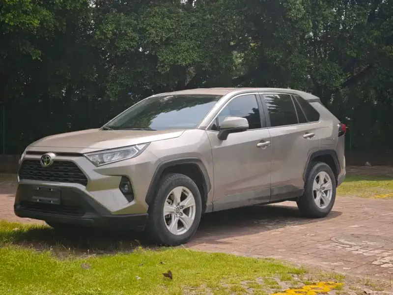 Toyota RAV4, 2024