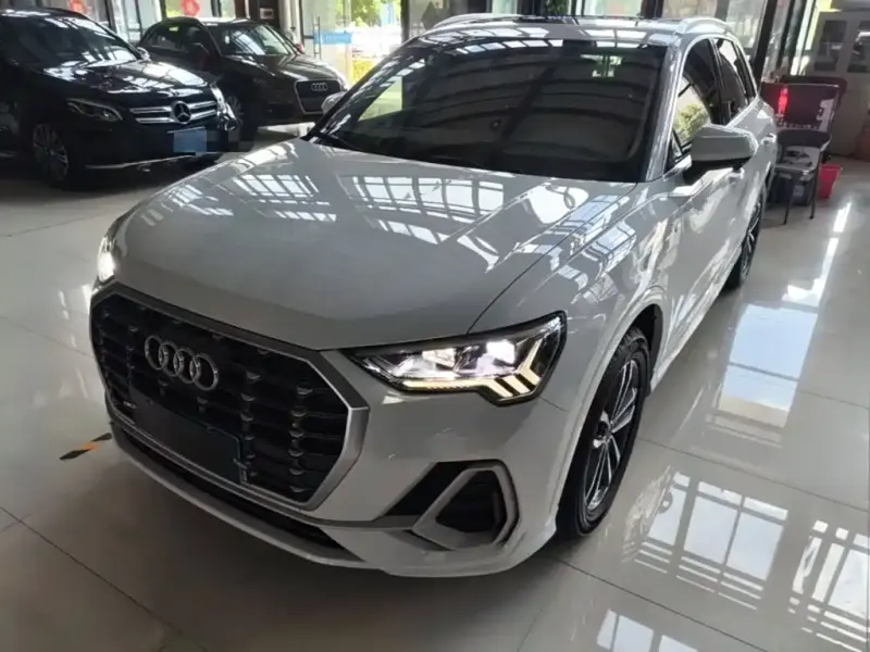 Audi Q3, 2021