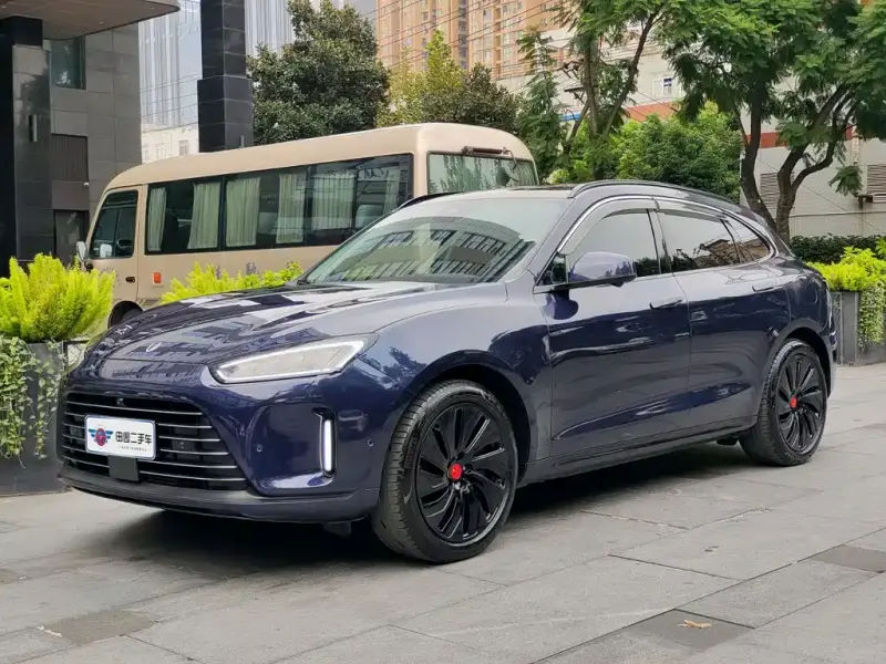 AITO M5 AITO M5 2022 EREV 4WD Supreme Edition, 2023 — фото 1