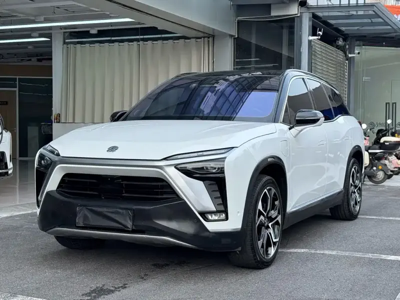 NIO ES8, 2021