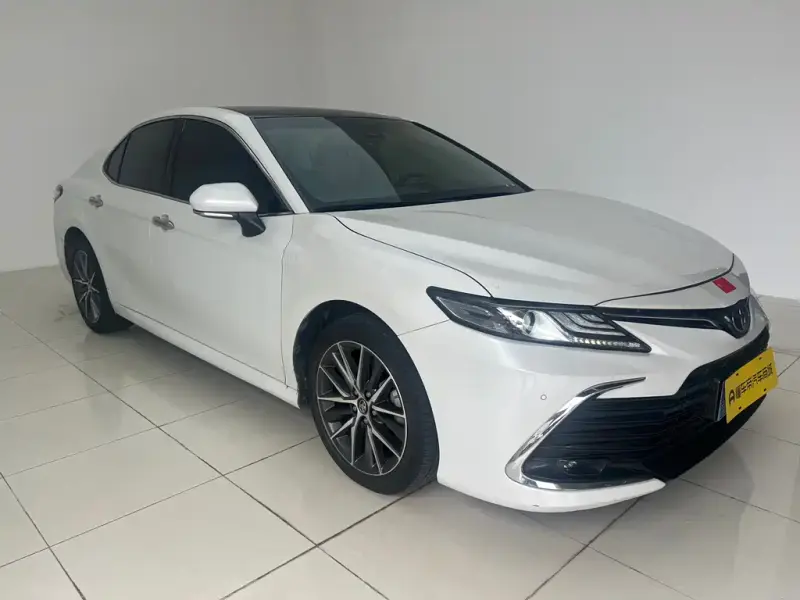 Toyota Camry, 2023
