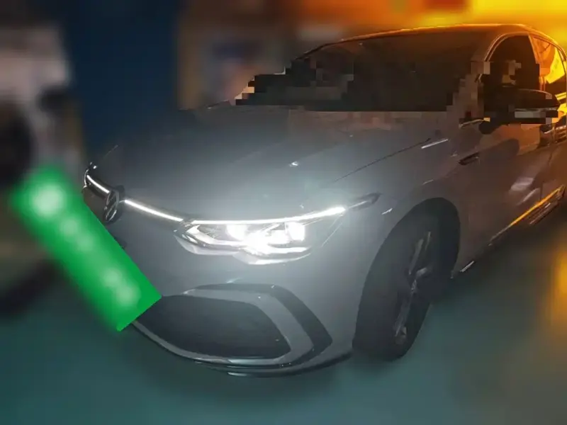 Volkswagen Golf, 2024