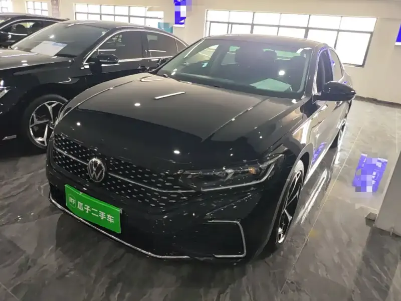 Volkswagen Passat, 2023