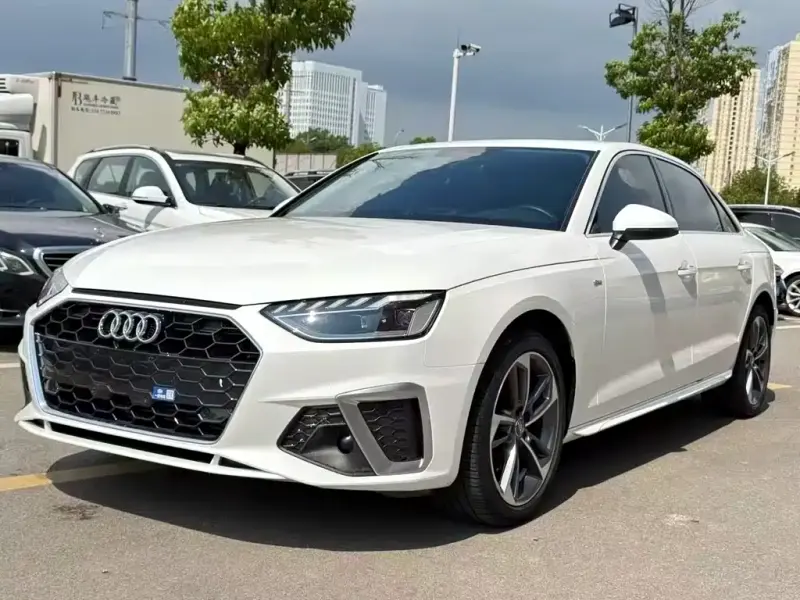 Audi A4L, 2021