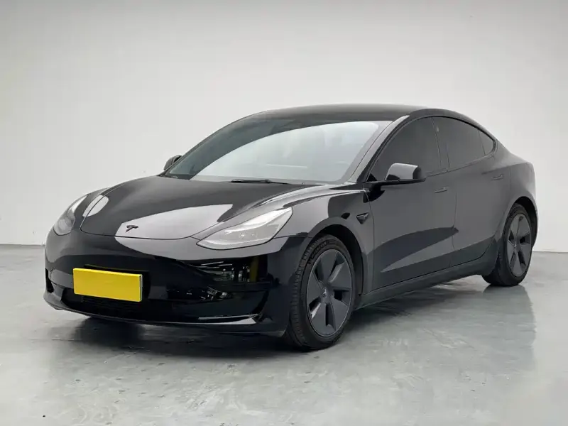 Tesla Model 3, 2021