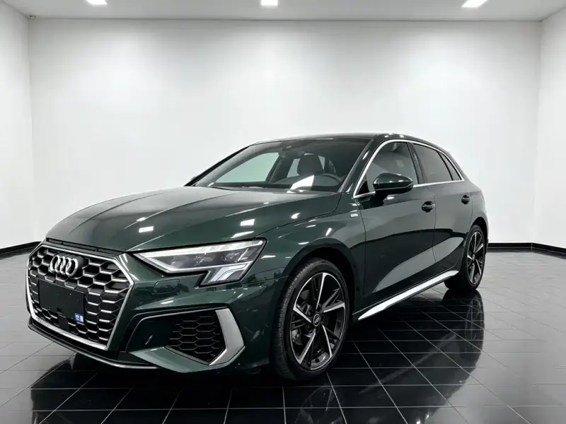 Audi A3 Audi A3 2024 Sportback 35 TFSI Fashion Sport Type, 2024 — фото 1